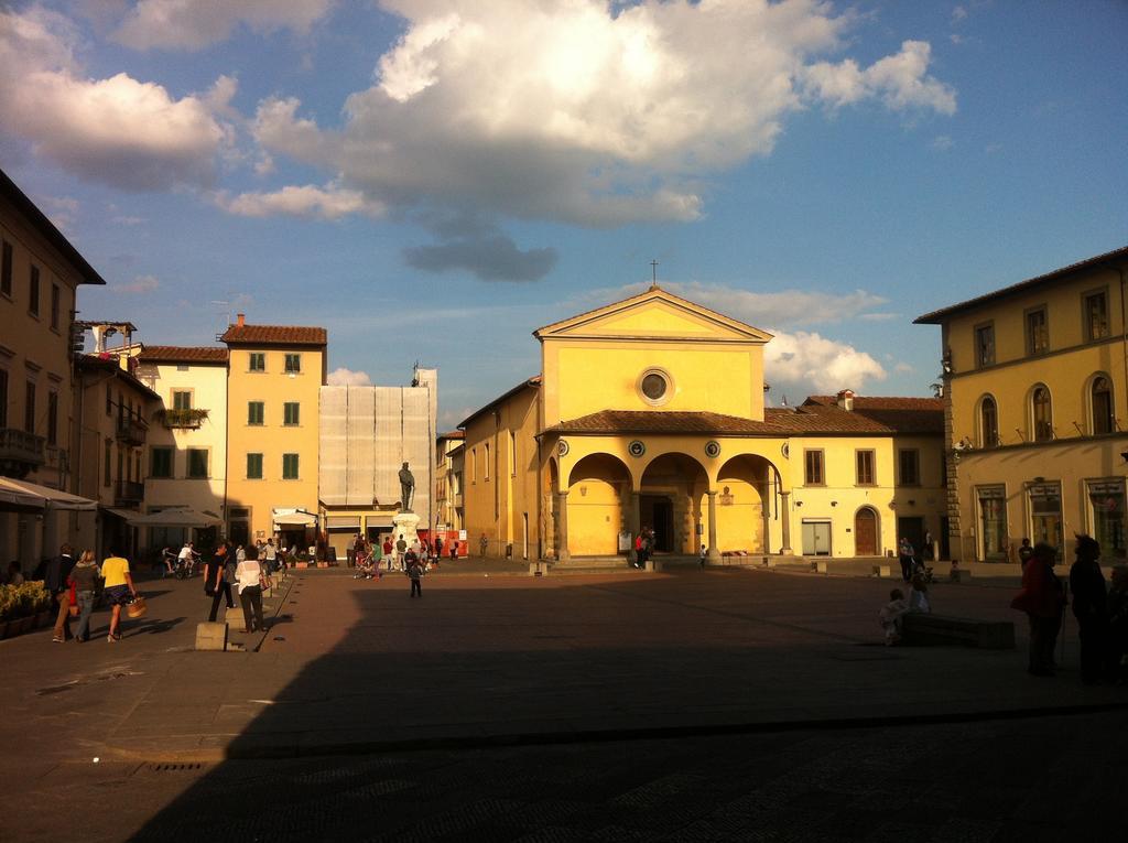 La Fiera Vecchia Apartments Meleto Bagian luar foto